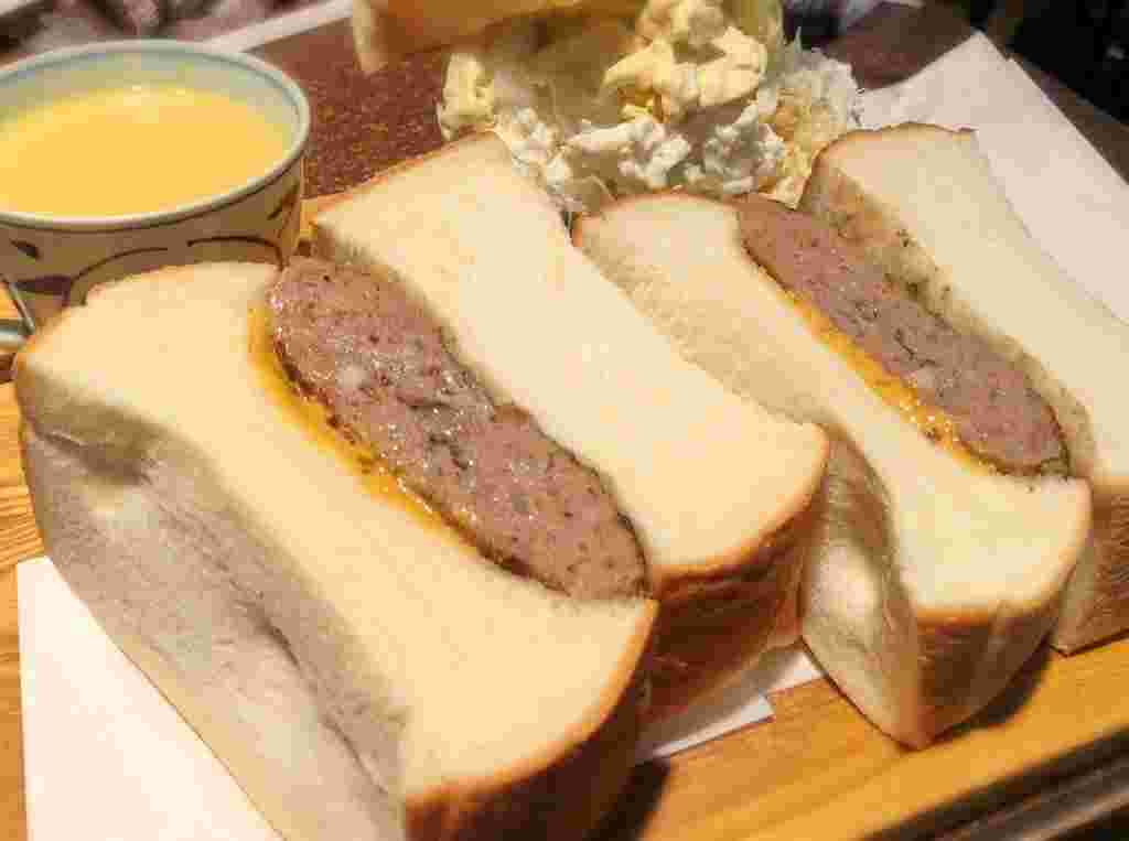 ハンバーグサンド