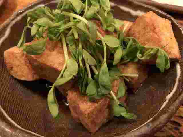 カリっと揚げた島豆腐
