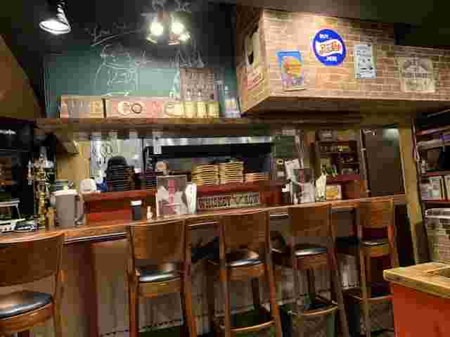 札幌牛亭池袋店のおしゃれな店内