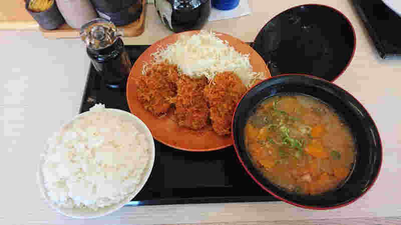 かつやのヒレカツ定食