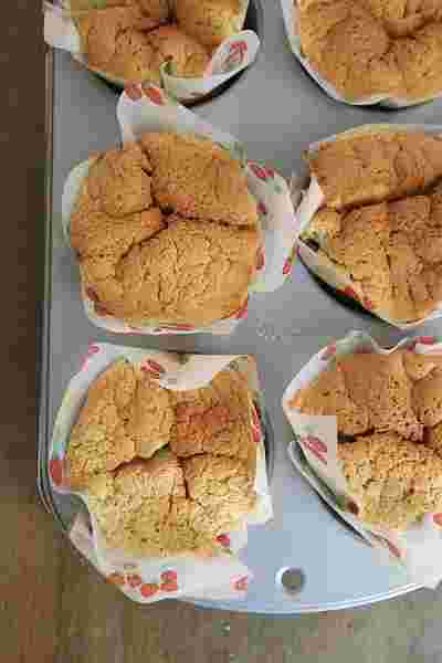 マフィンの型でシフォンケーキを焼く