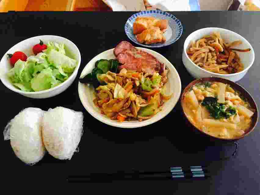 一日一食好きなものを好きなだけ食べるメニューの一例