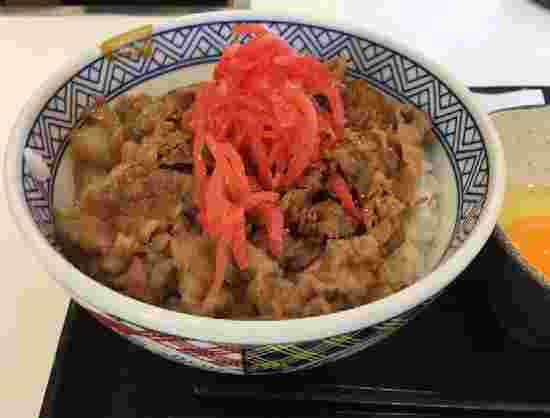 紅ショウガがのった吉野家の牛丼