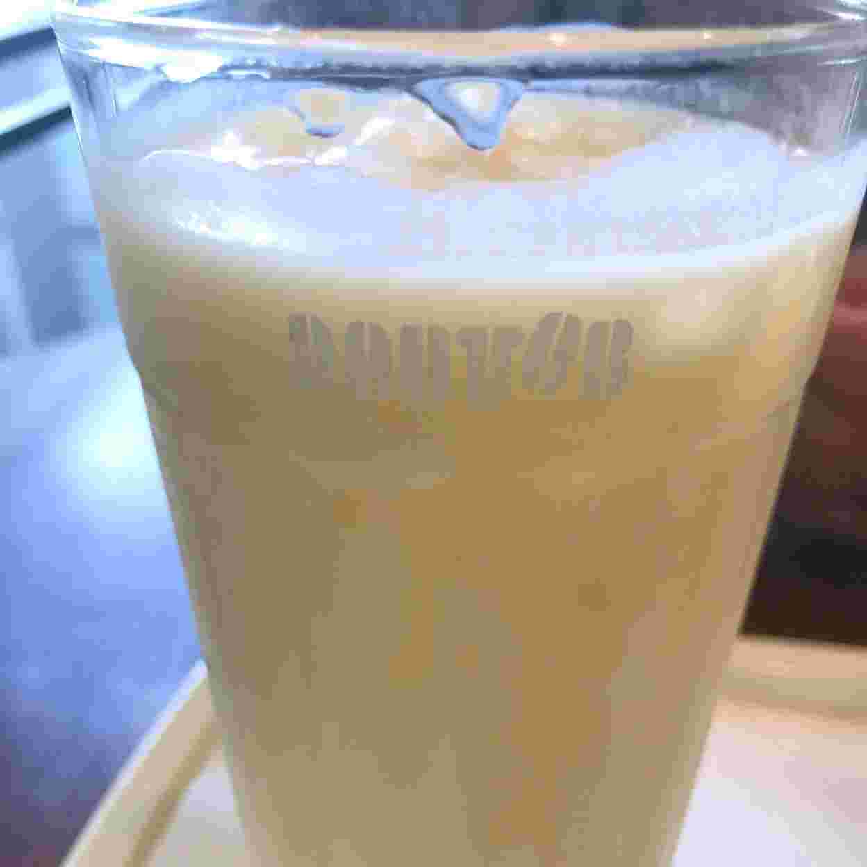 ドトールコーヒーのりんごとバナナのヨーグルト