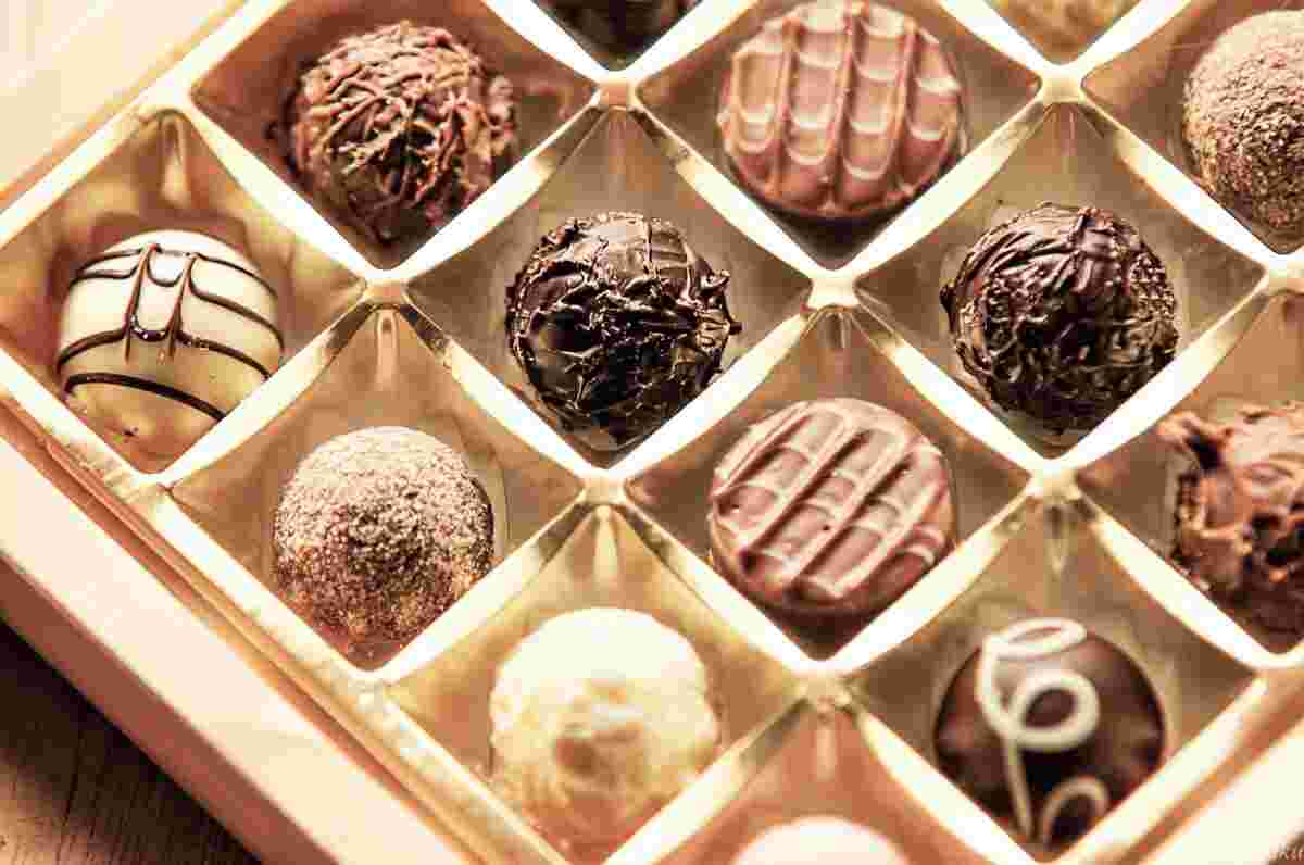トリュフなどひと口サイズのチョコレート