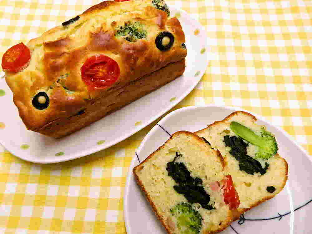 野菜たっぷりケークサレ