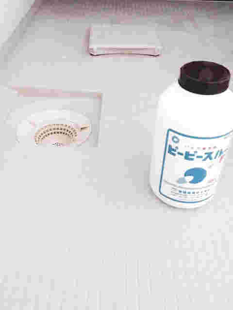 ピーピースルーＦとお風呂場の排水口