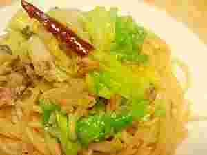 キャベツとオイルサーディンのパスタ