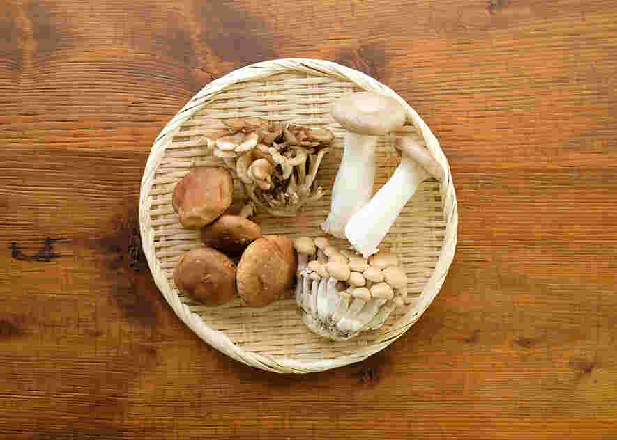 椎茸とエリンギとしめじと舞茸