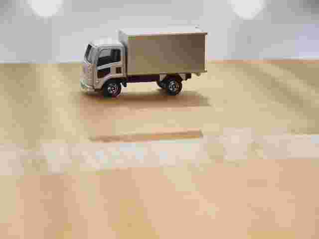 トラックのミニカー