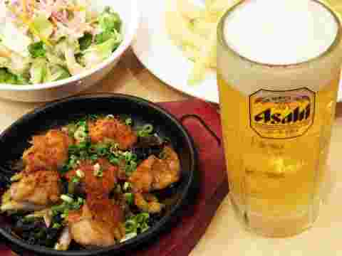 ガストのビールジョッキとおつまみたち