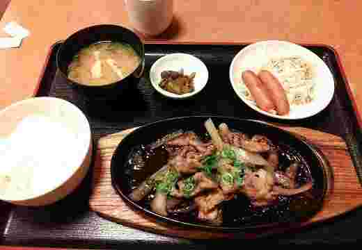 豚の生姜焼き定食
