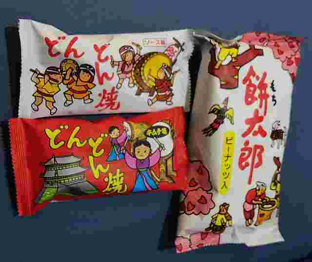 餅太郎とどんどん焼・ソース味とキムチ味