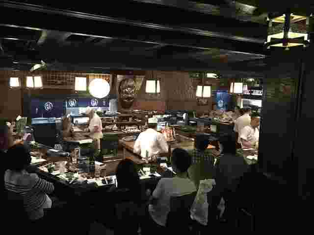 陸蒸気の店内