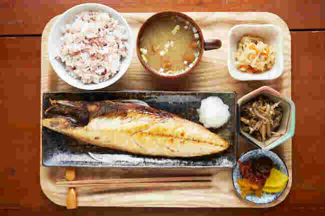 焼き魚定食の画像