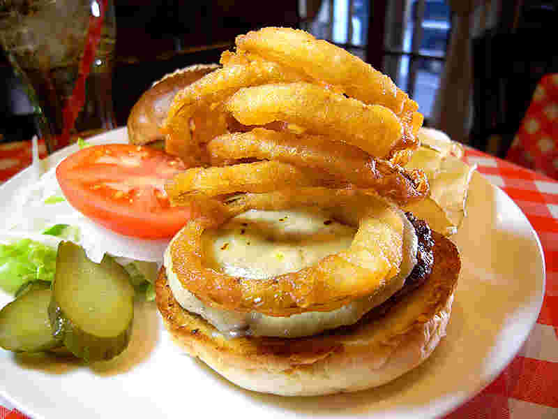 アイコウシャのブルーチーズバーガー