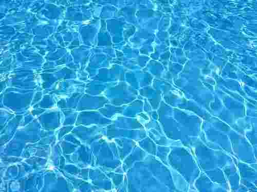 プールの水の様子