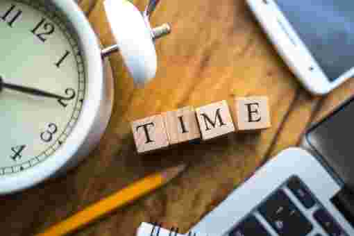 時計とTIMEのブロック