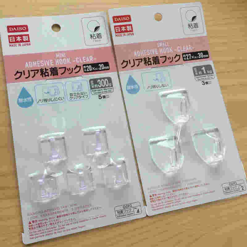 ダイソー「クリア粘着フック」