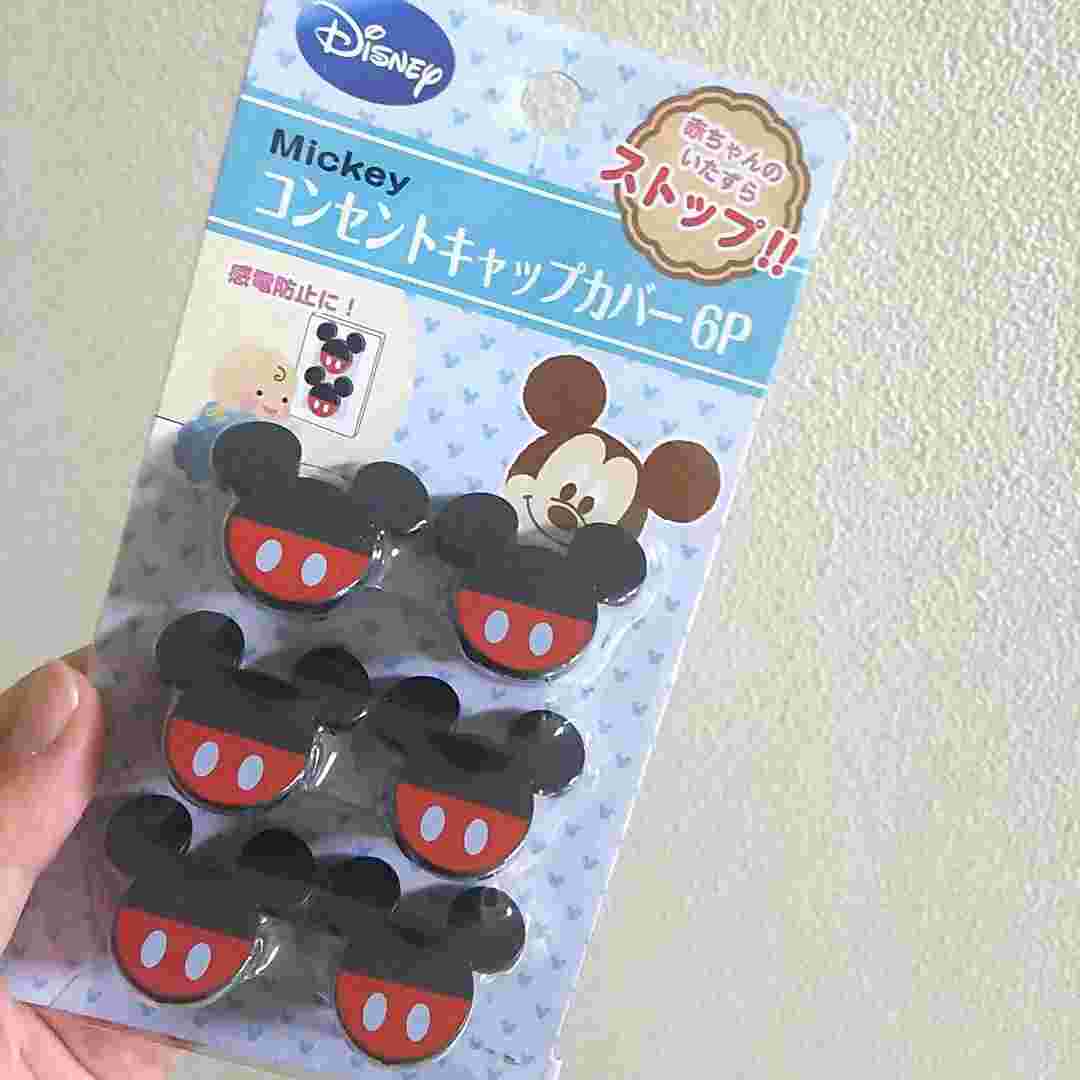 ミッキーシェイプのコンセントカバー