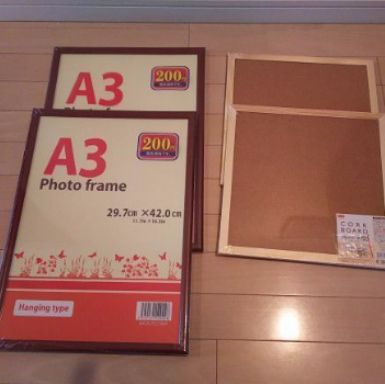 A3サイズのコルクボード