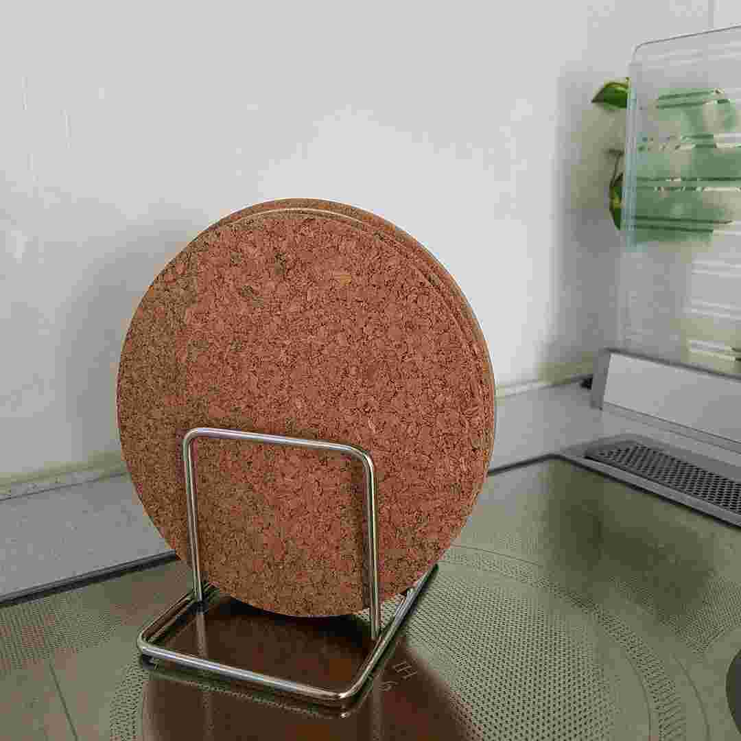 鍋敷きのコルクボード
