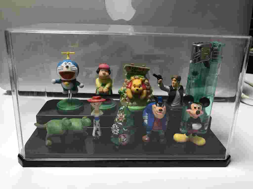 100均のフィギュアケース