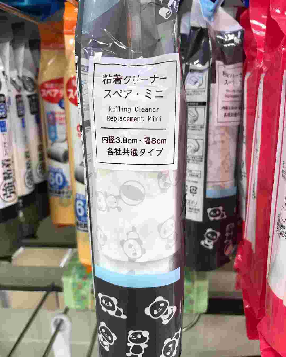 セリアの粘着クリーナースペア・ミニの様子