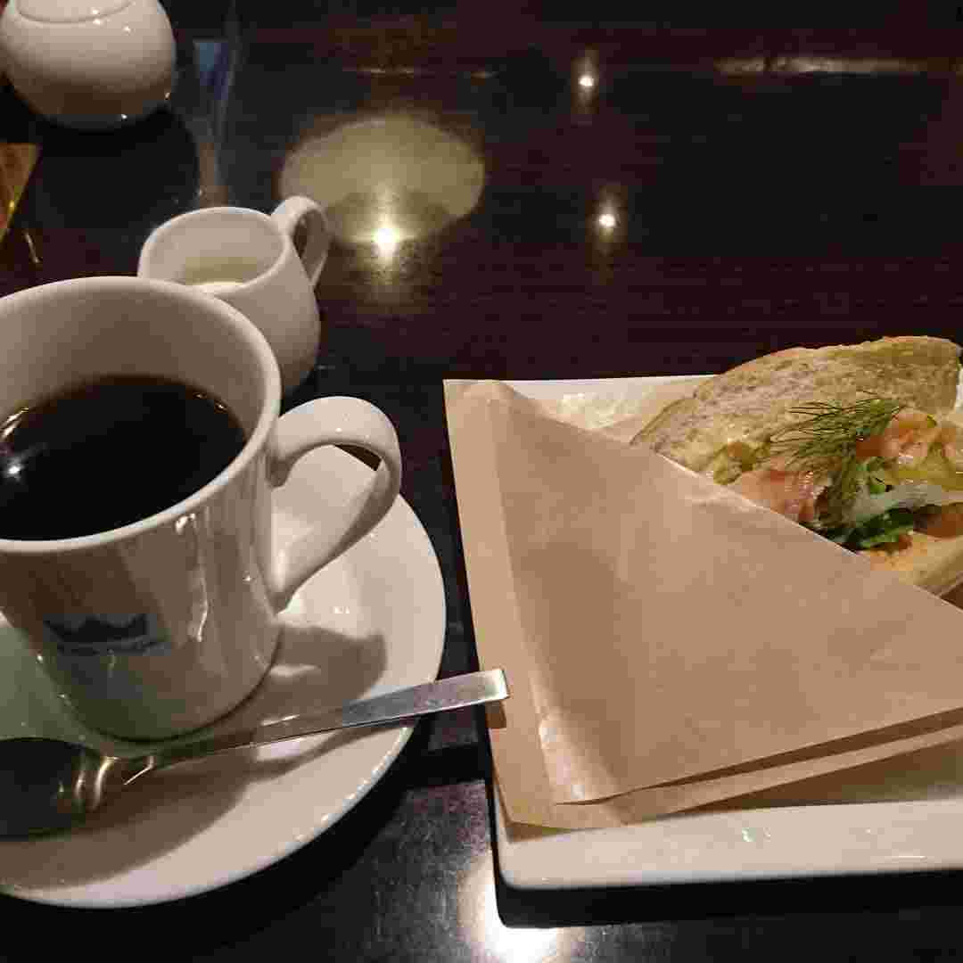 オスロ コーヒーのモーニングのイメージ