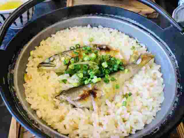 鮎ご飯