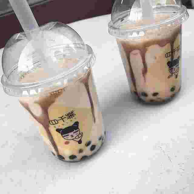 四千茶のタピオカドリンク