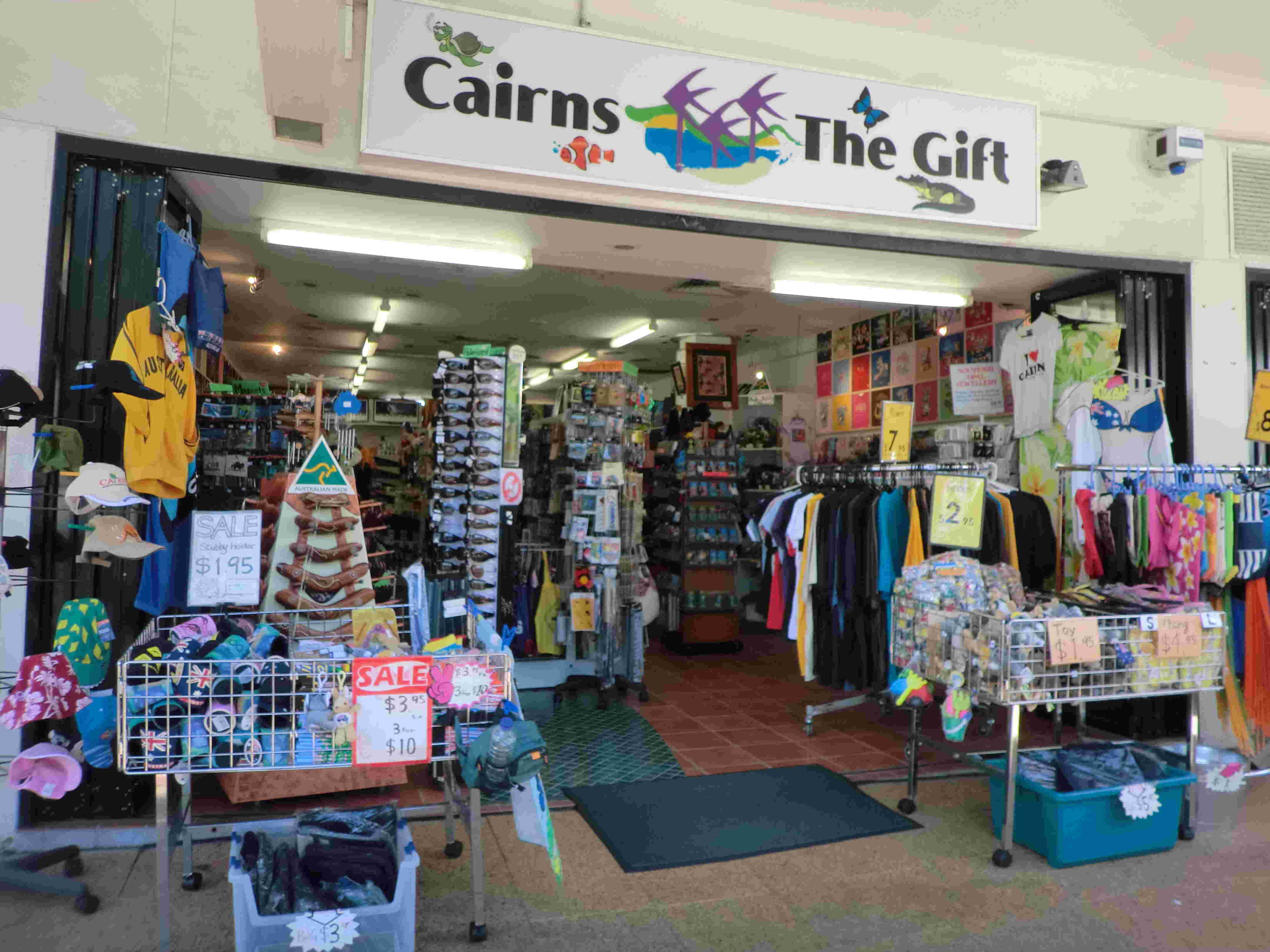 ケアンズザ・ギフトの店頭