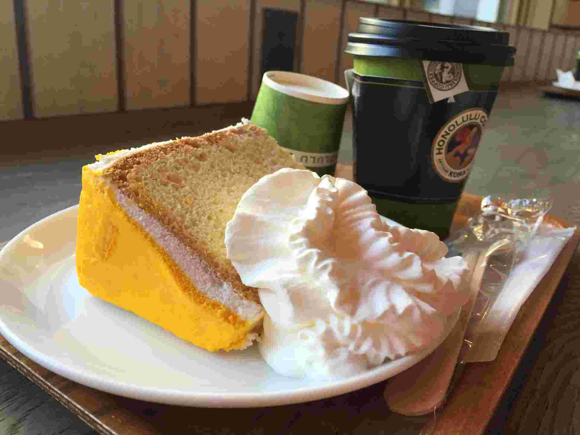 季節のシフォンケーキ