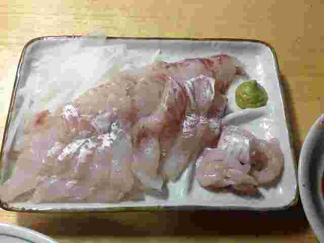 カレイの刺身の画像