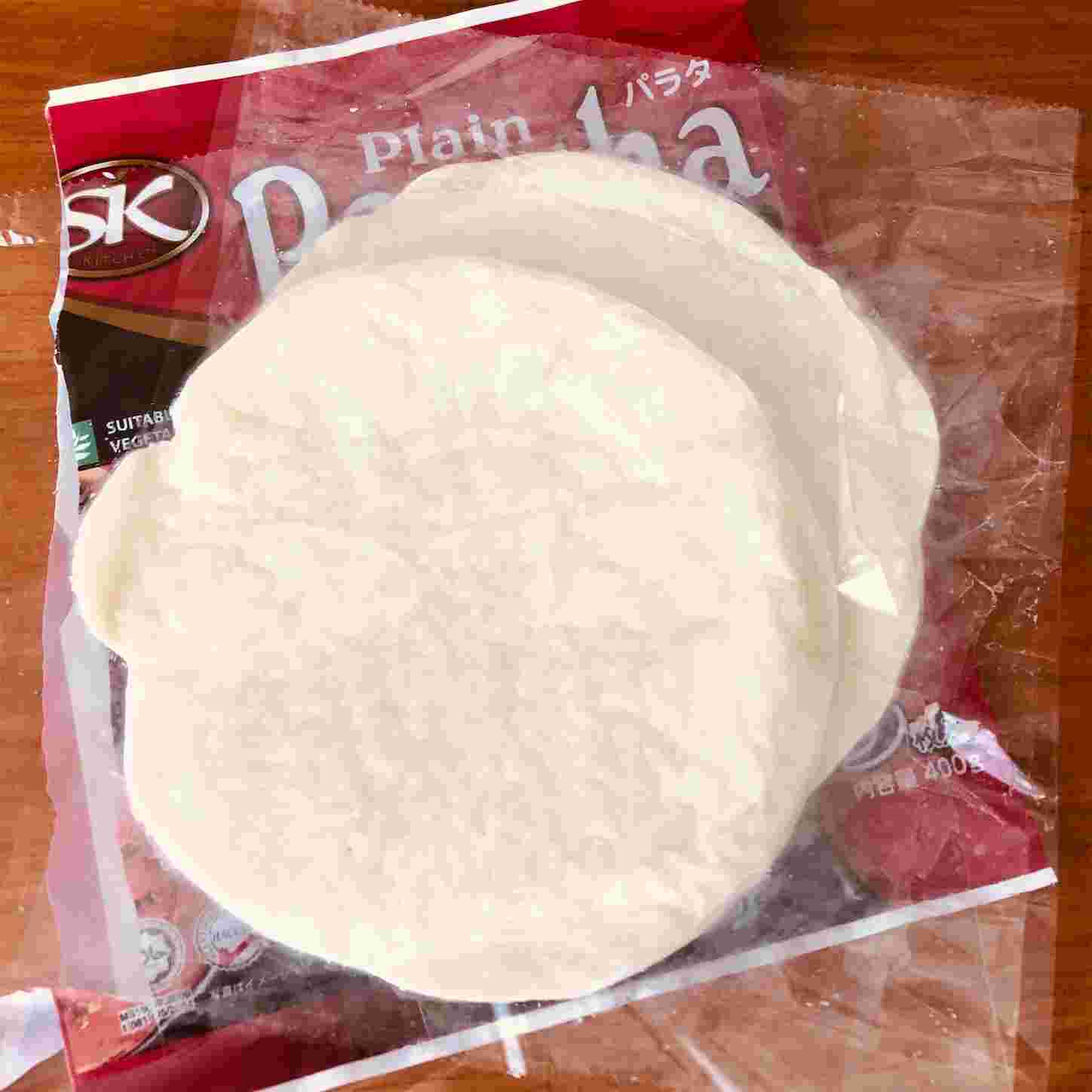 パッケージの袋から出したまだ内袋に入ったままの商品
