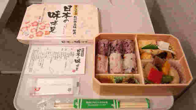 品川駅の駅弁「日本の味博覧」春バージョン中身