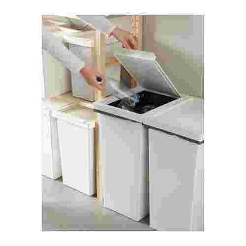 フィル―ル（IKEAのふた付き容器）