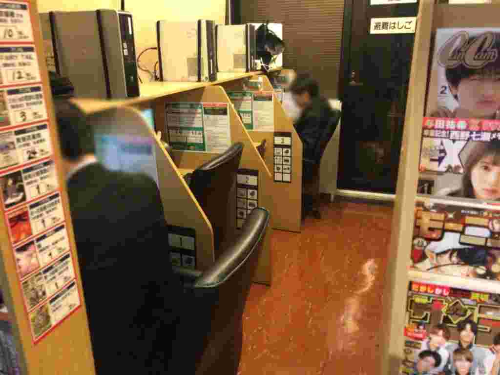 まんが喫茶コムコム豊洲店の店内