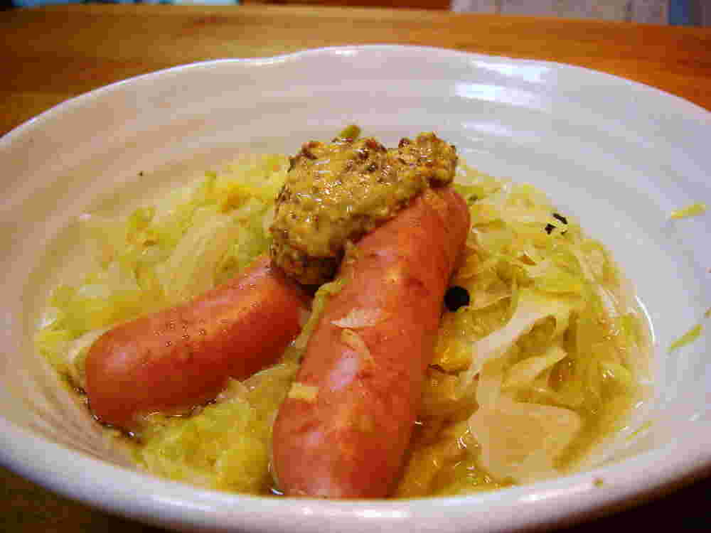 酢キャベツとウインナーの煮込み