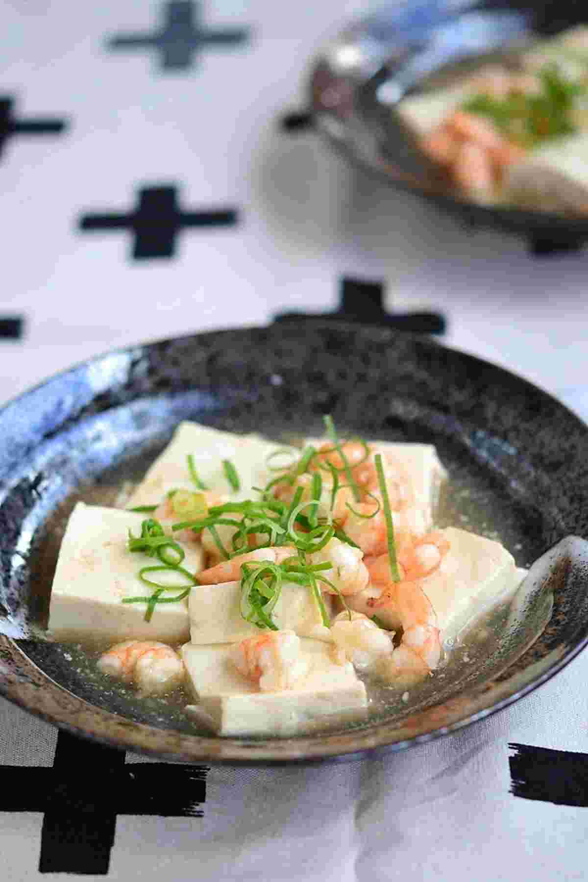 豆腐とブラックタイガーの鶏だしとろみ煮込み