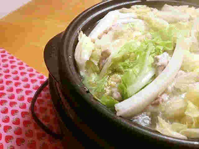 しゃぶしゃぶ用豚肉を使った創味シャンタンミルフィーユ鍋
