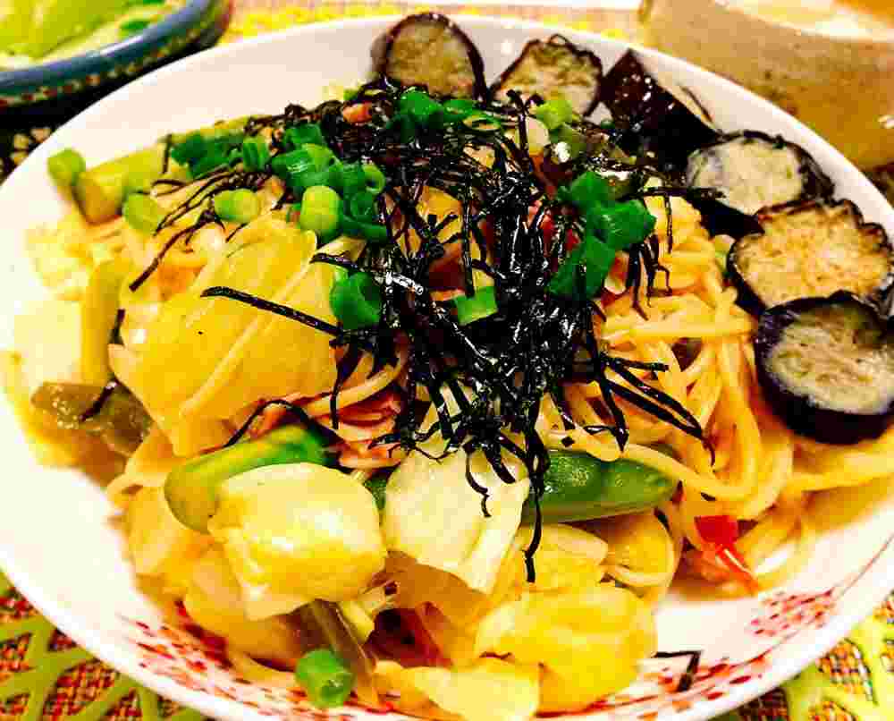 余り野菜たっぷりパスタ