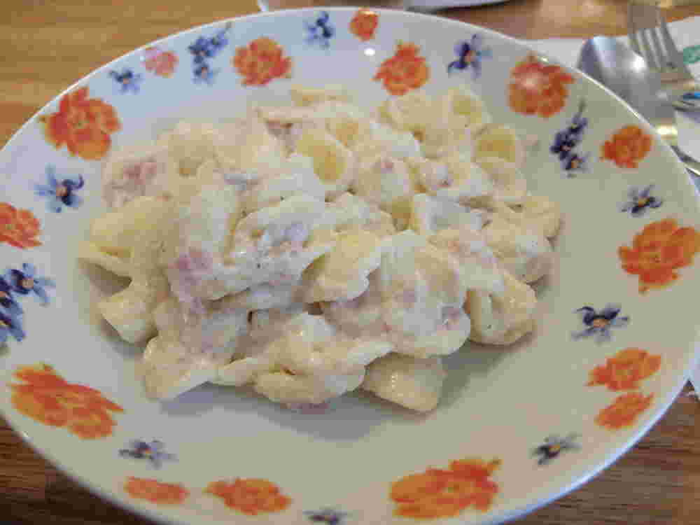 クリームソースのオレキエッテ