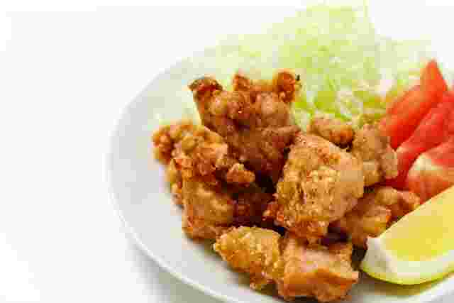 鶏もも肉の唐揚げ