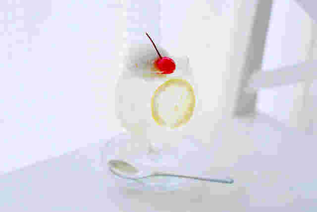 蜂蜜レモンクリームソーダ