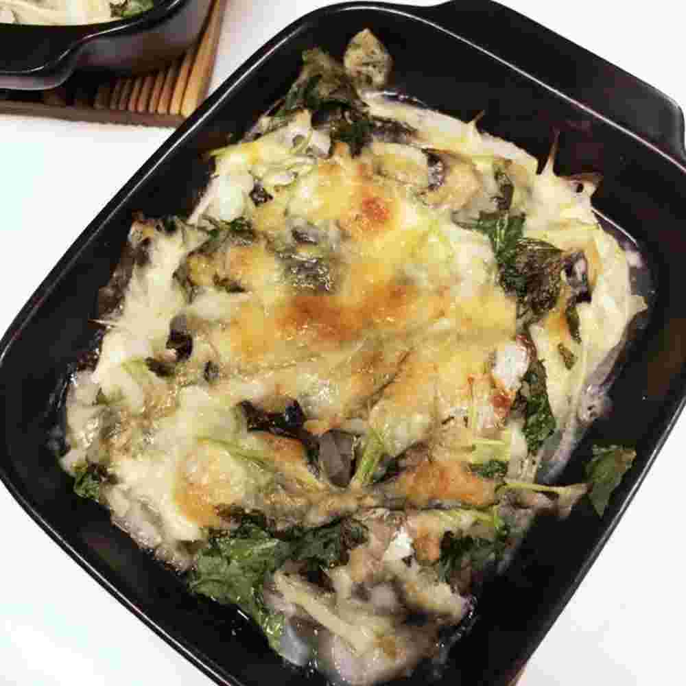 玉ねぎとオイルサーディンのチーズ焼き