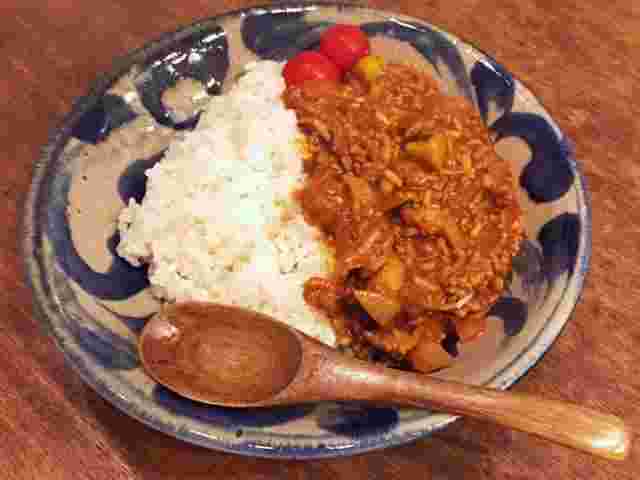 えのきとひき肉が入ったカレーレシピ