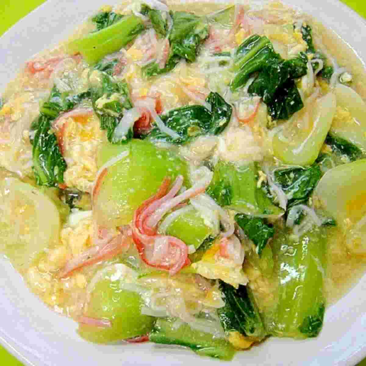 チンゲン菜と卵とカニカマのあんかけ