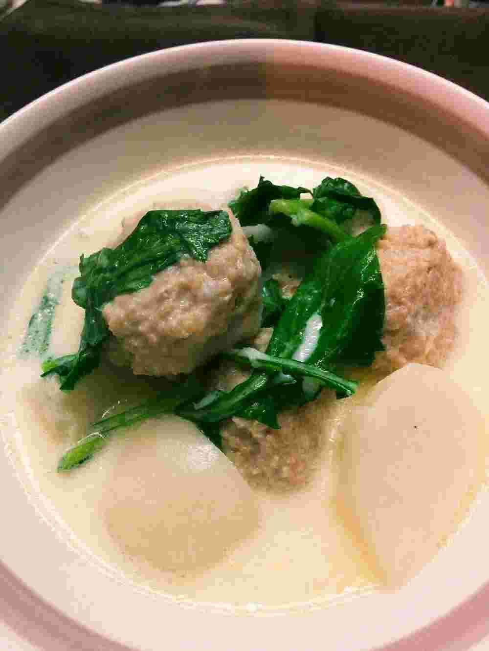 簡単なレシピで作る肉団子とカブのウェイパースープ