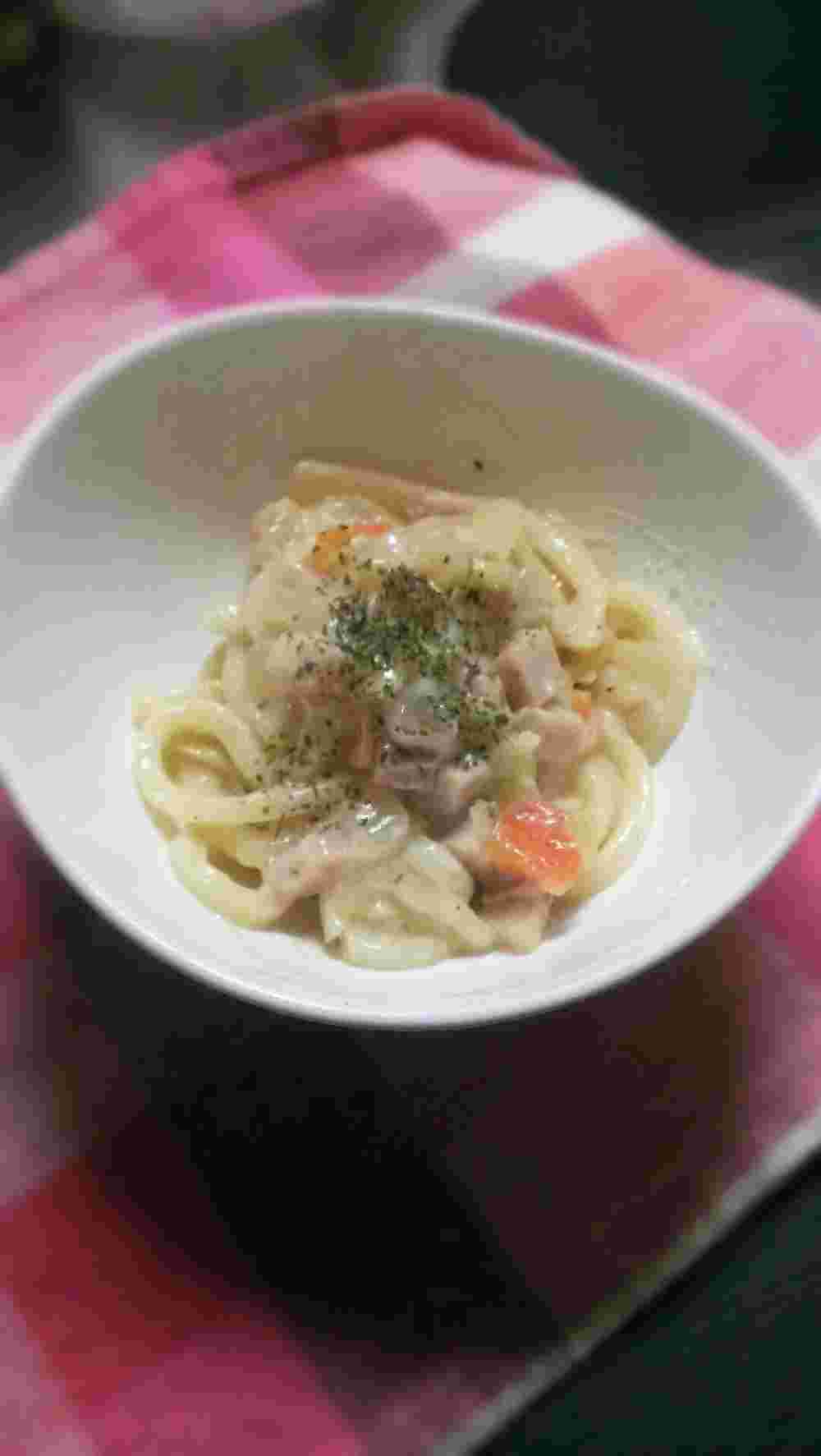 人気離乳食レシピで作るベーコン入りクリームうどん